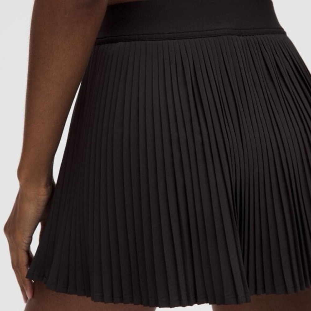 Varsity High-Rise Pleated Tennis Skirt In Black - Picture 8 of 8